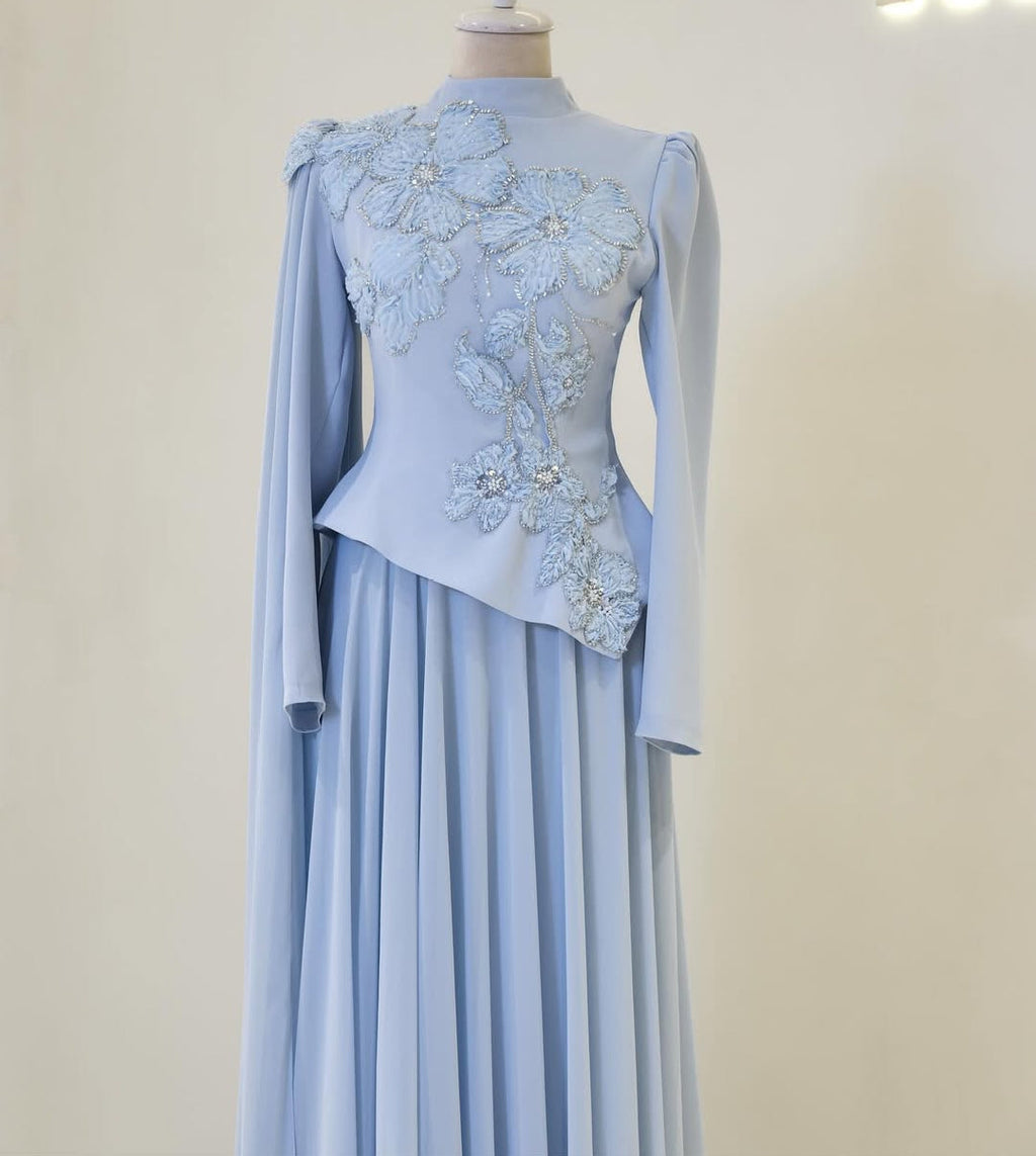 Appliqué embroidery Petal Skirt and Top