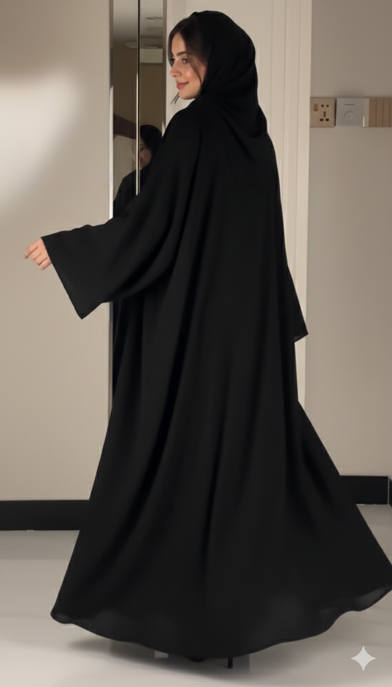 The Graceful Black Abaya
